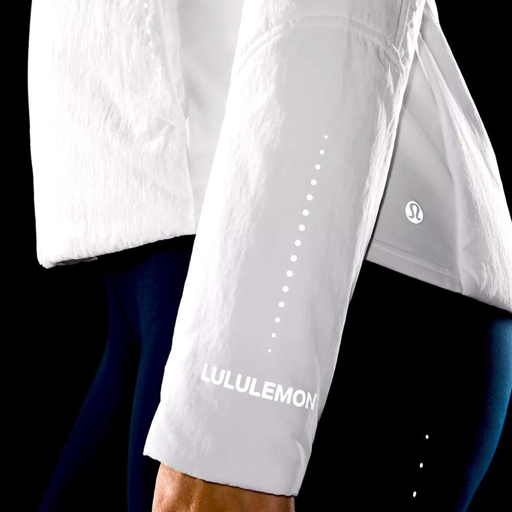 LULULEMON ANOTHER MILE JACKET
Size 10